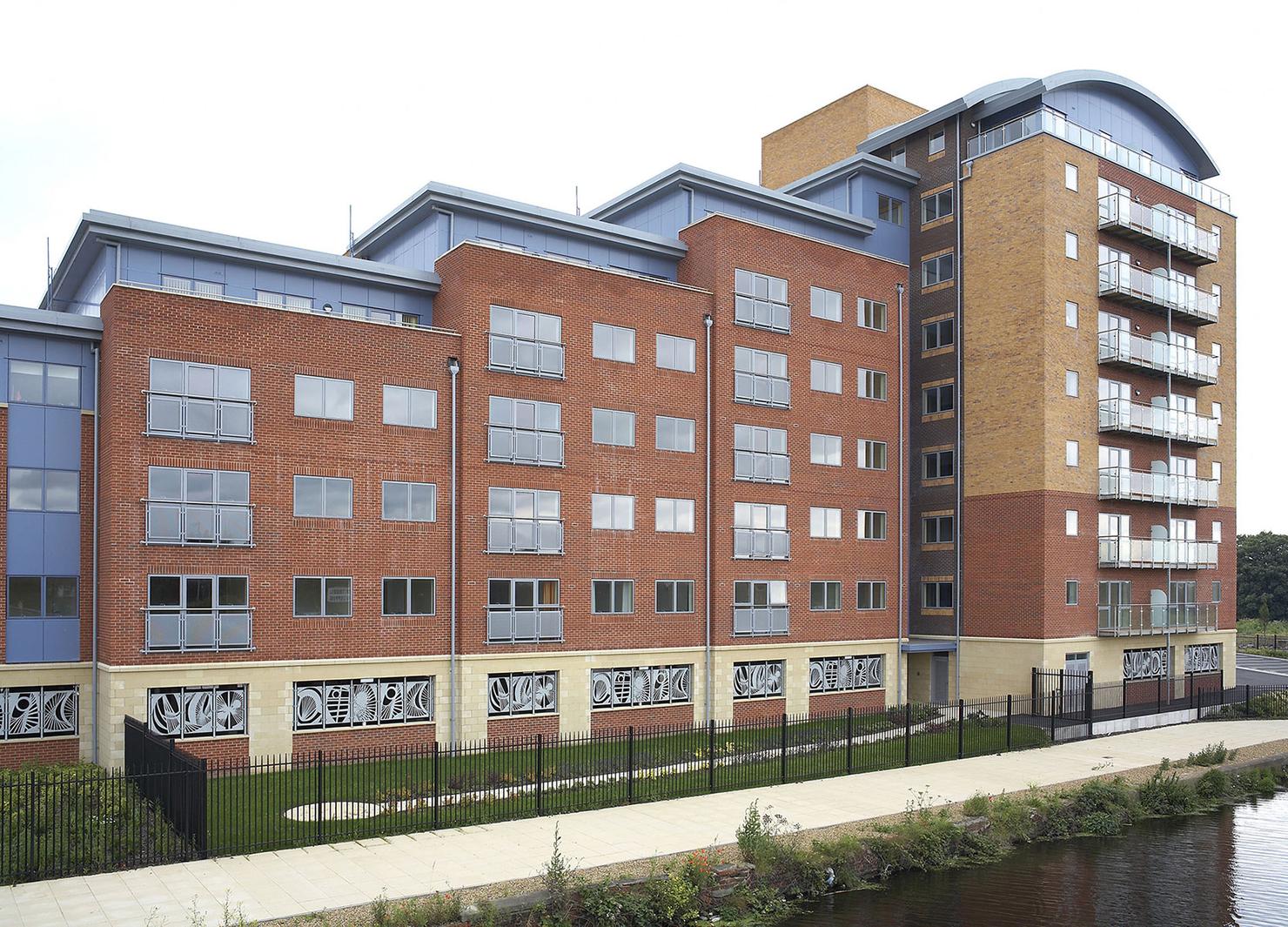 Harborough Buff Multi application 3