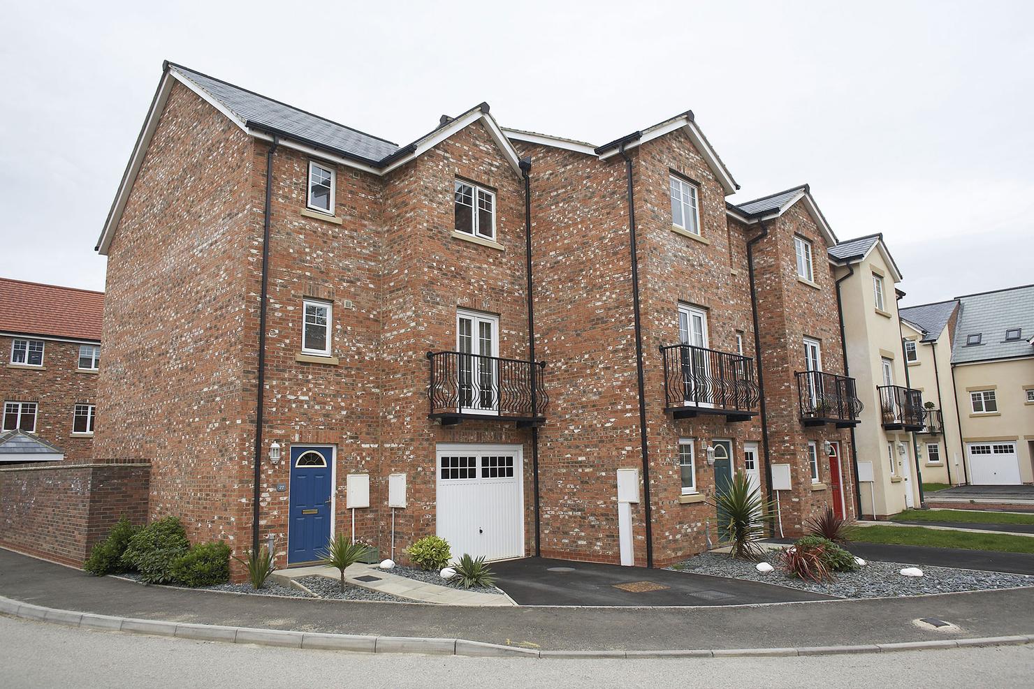 Chatsworth Multi application 3