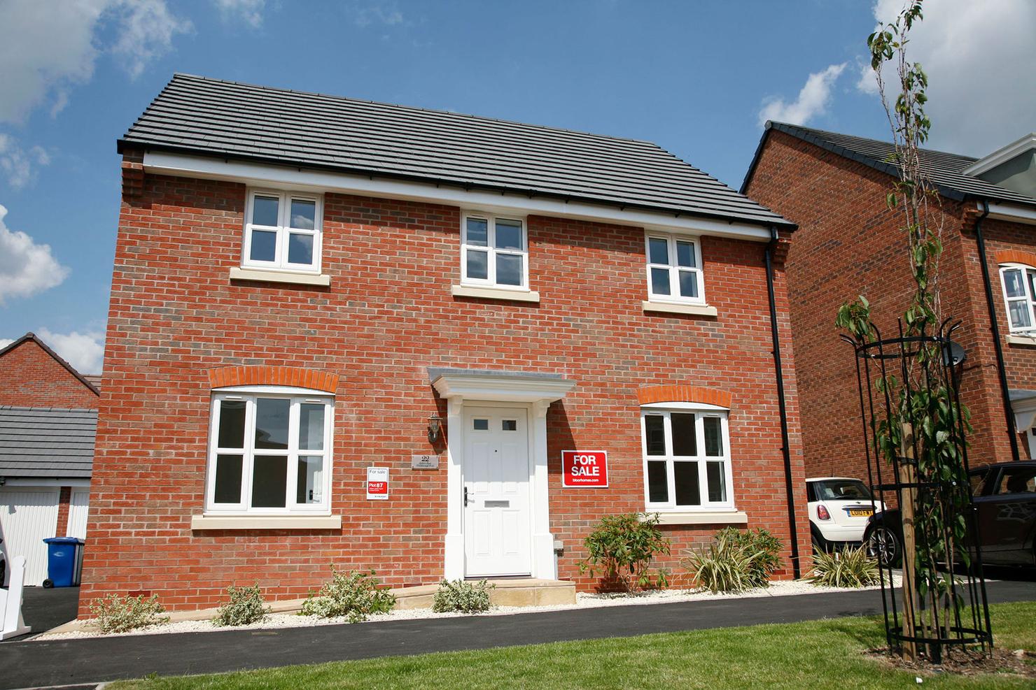 Worcestershire Red Multi application 6