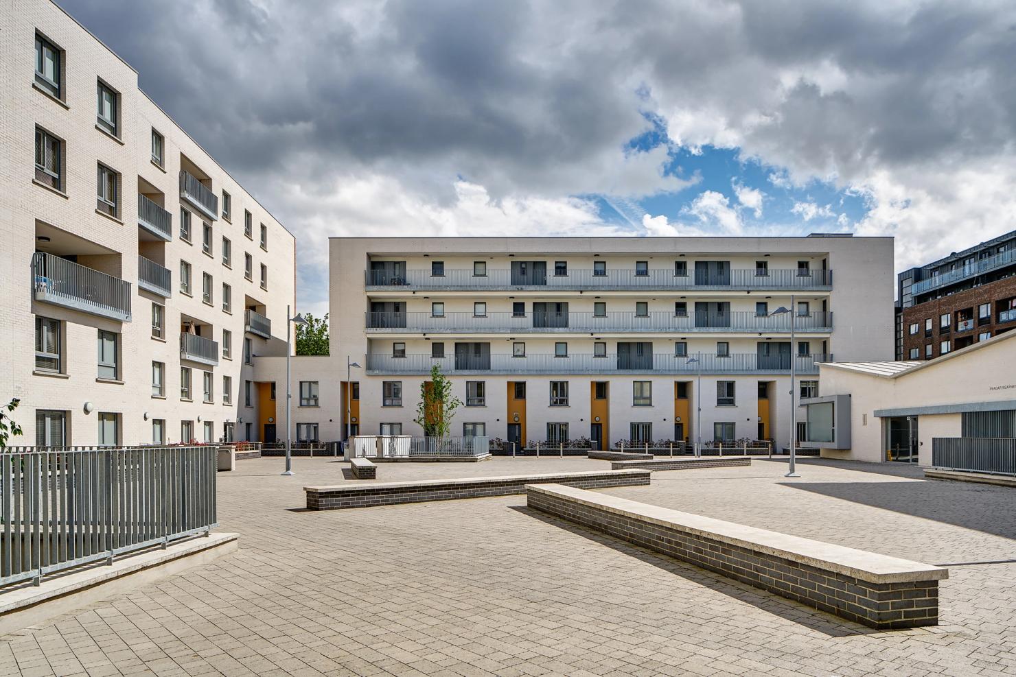 Platinum White application 8