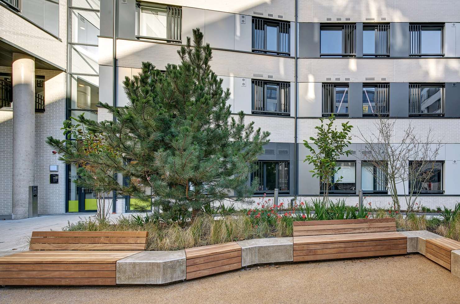 Platinum White application 4