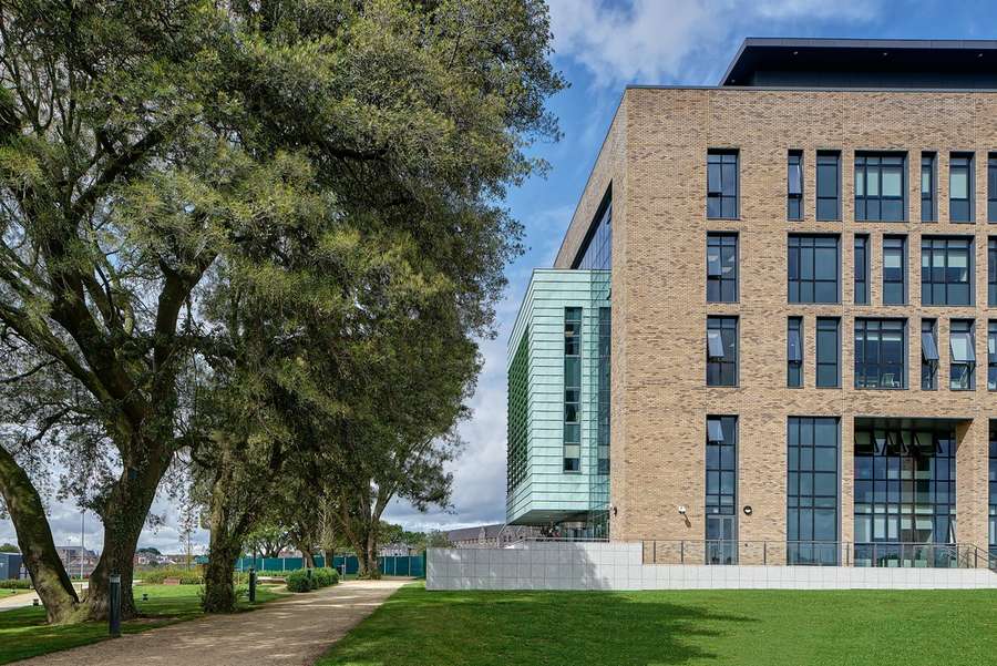 corum brick for greenway hub