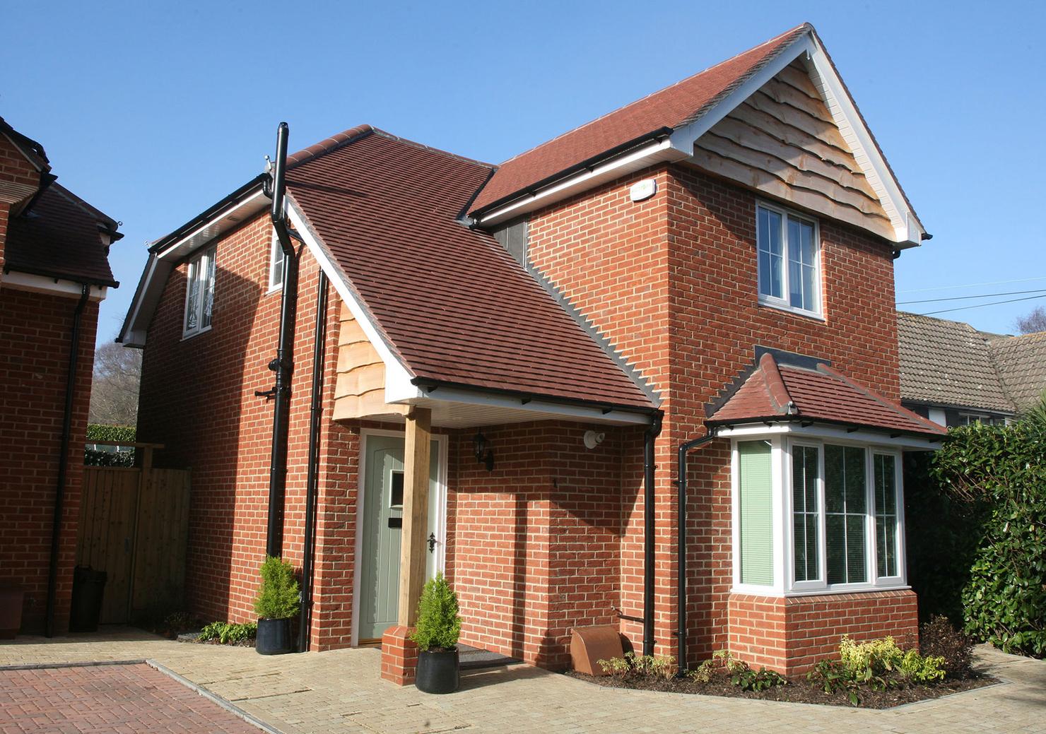 Oakthorpe Red Multi application 3