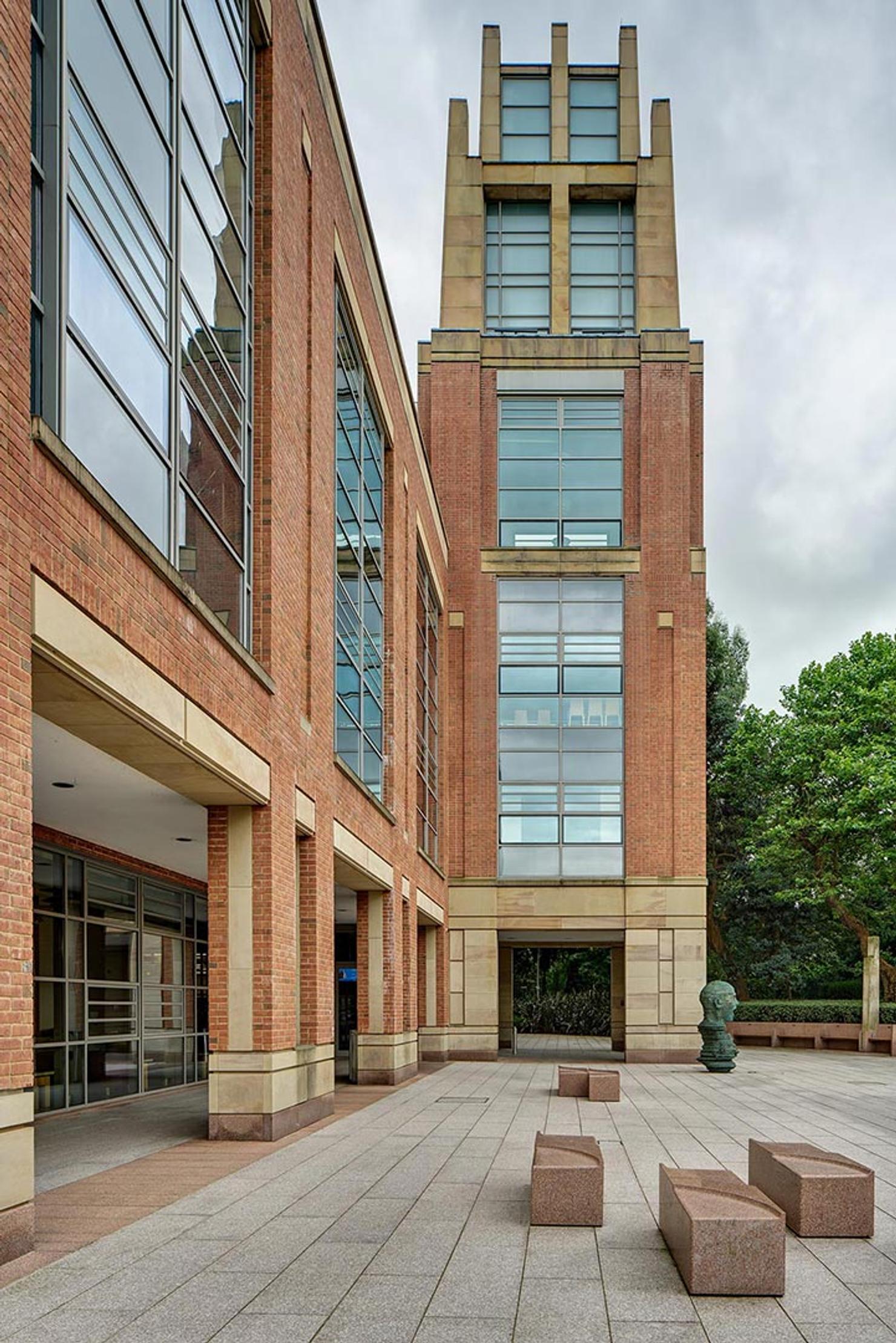 Queens University Library