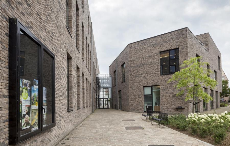 Castletymon Library