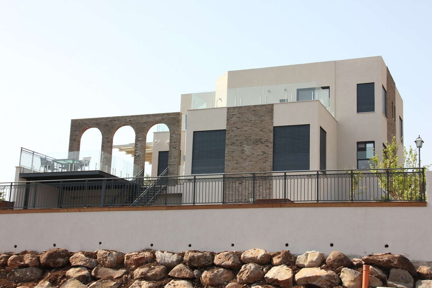 lithium brick Gailileo house isreal