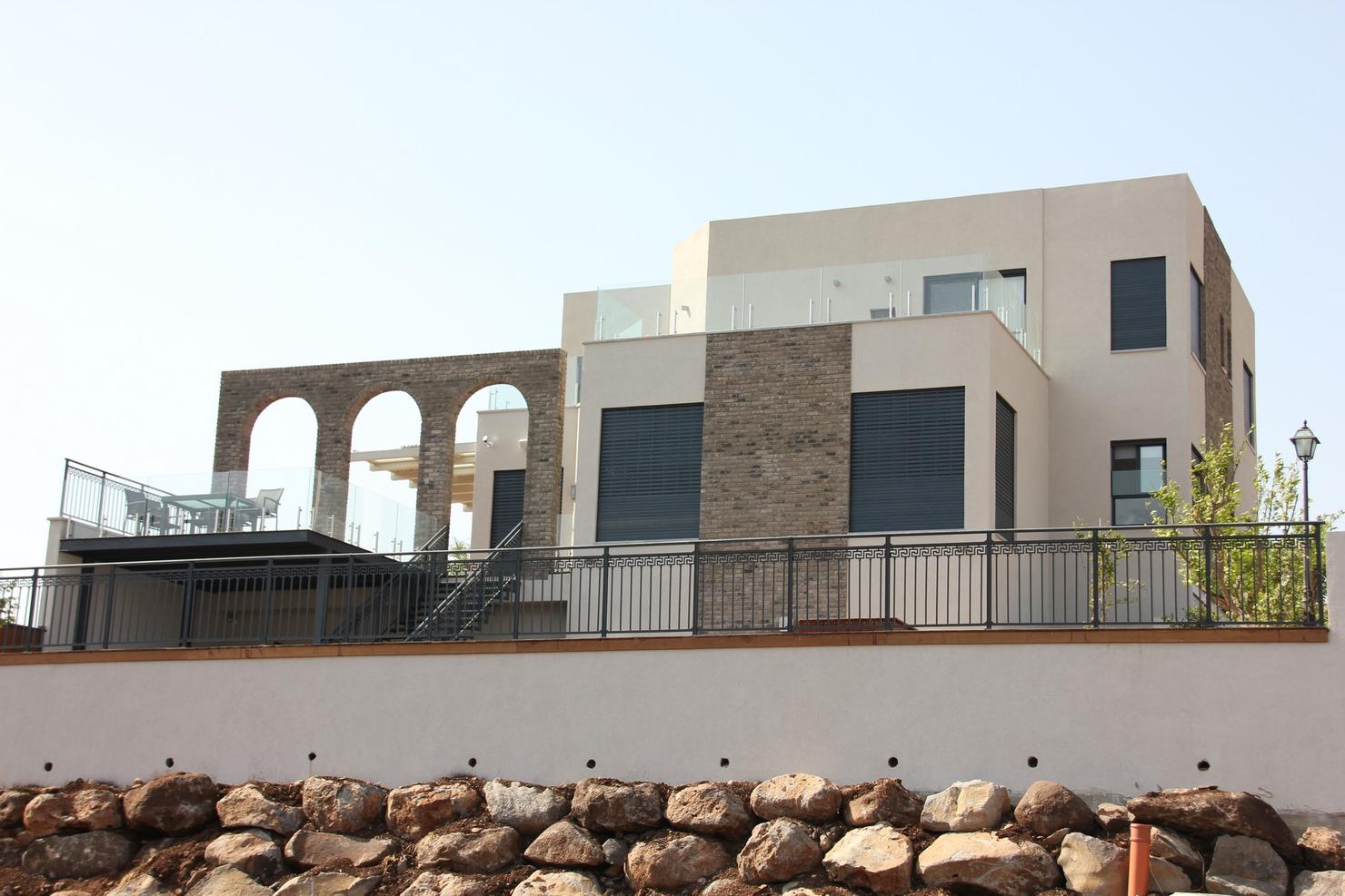 lithium brick Gailileo house isreal