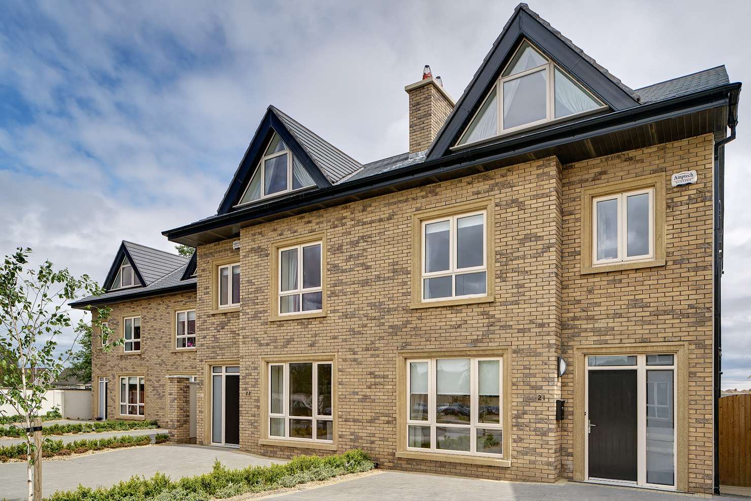 Corum application 12