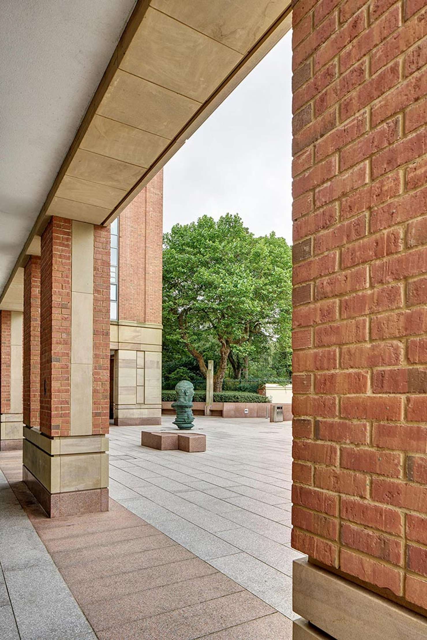 Queens University Library