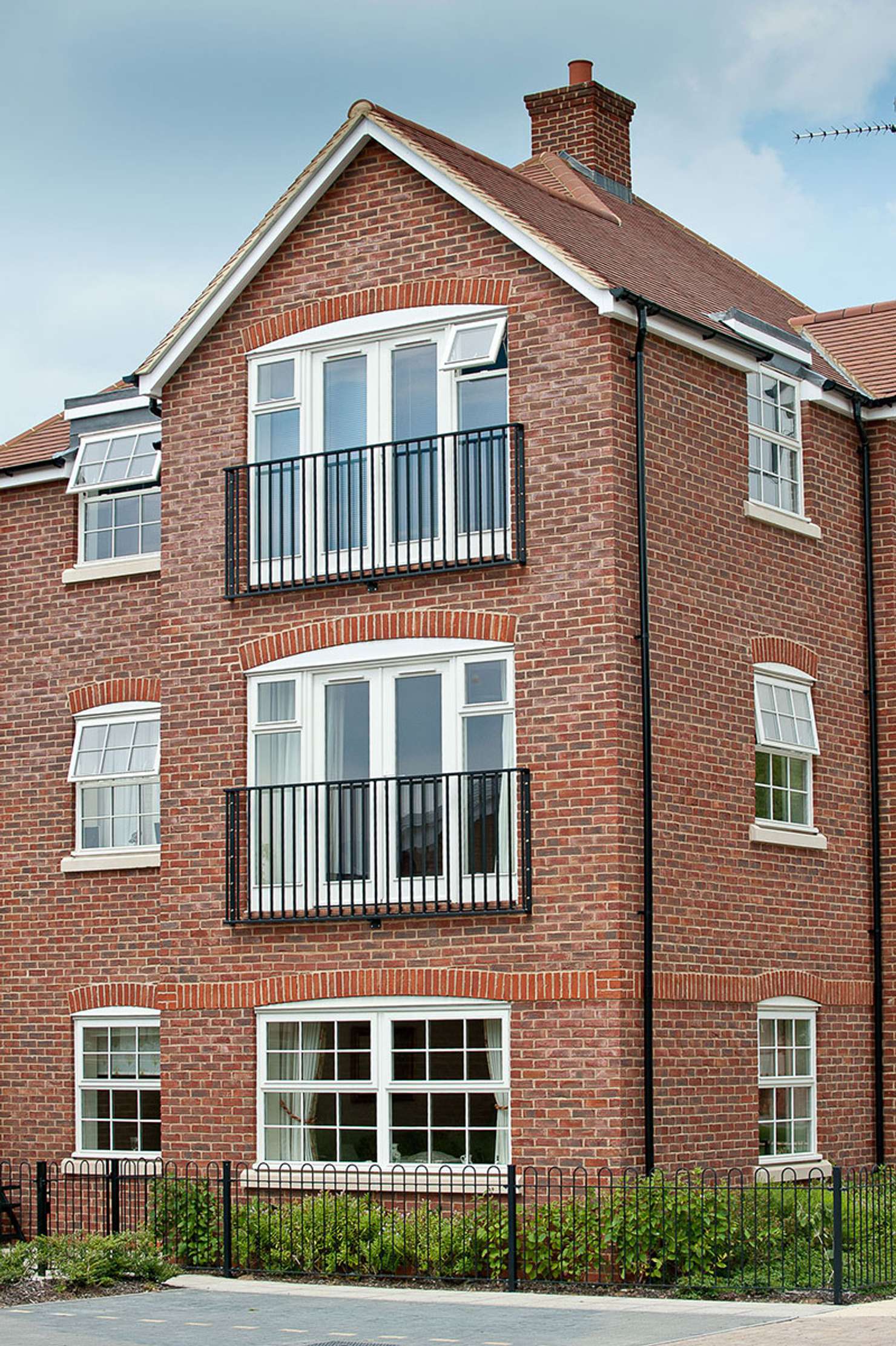 Abbey Red Multi application 1