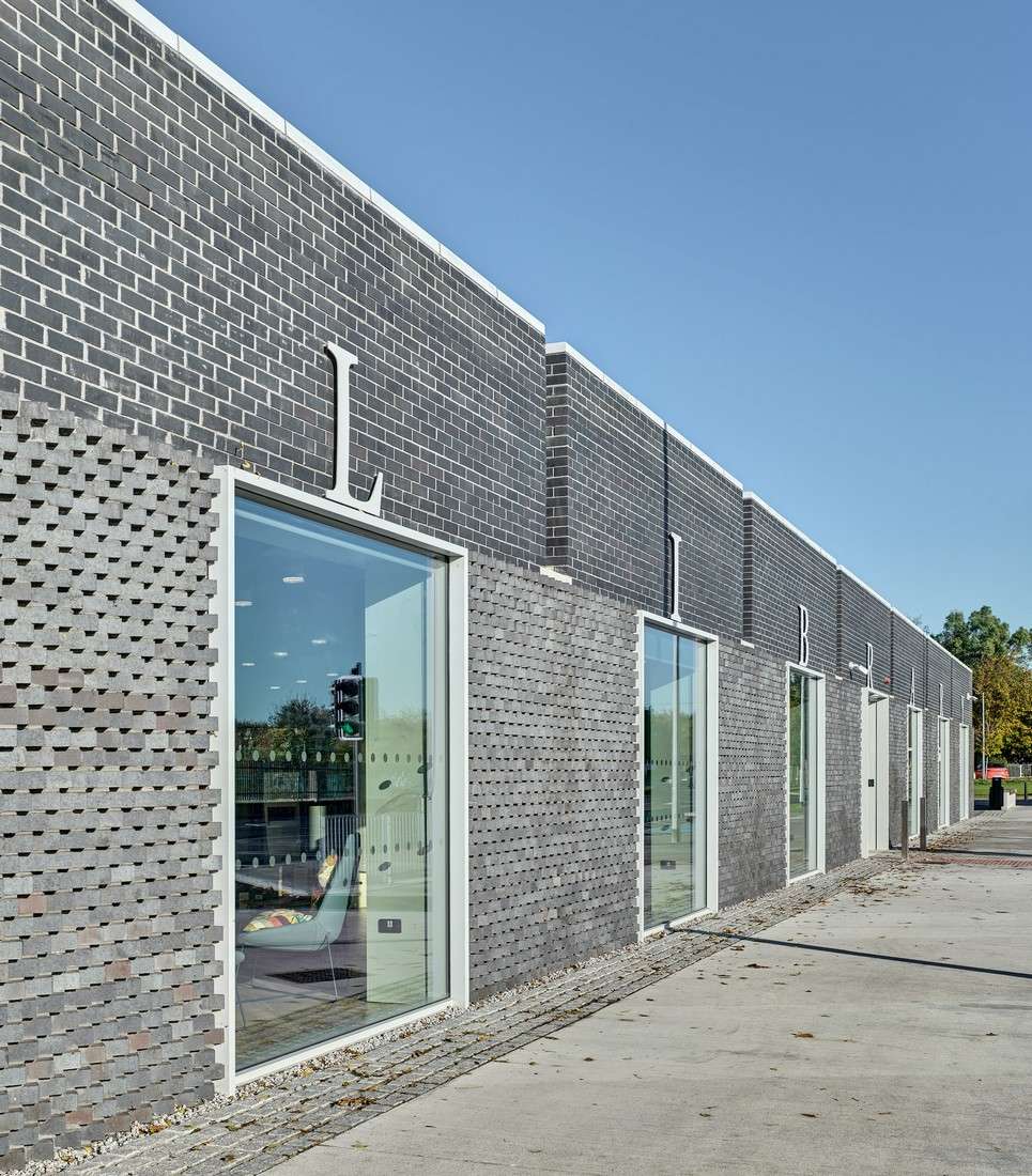 Castletymon Library