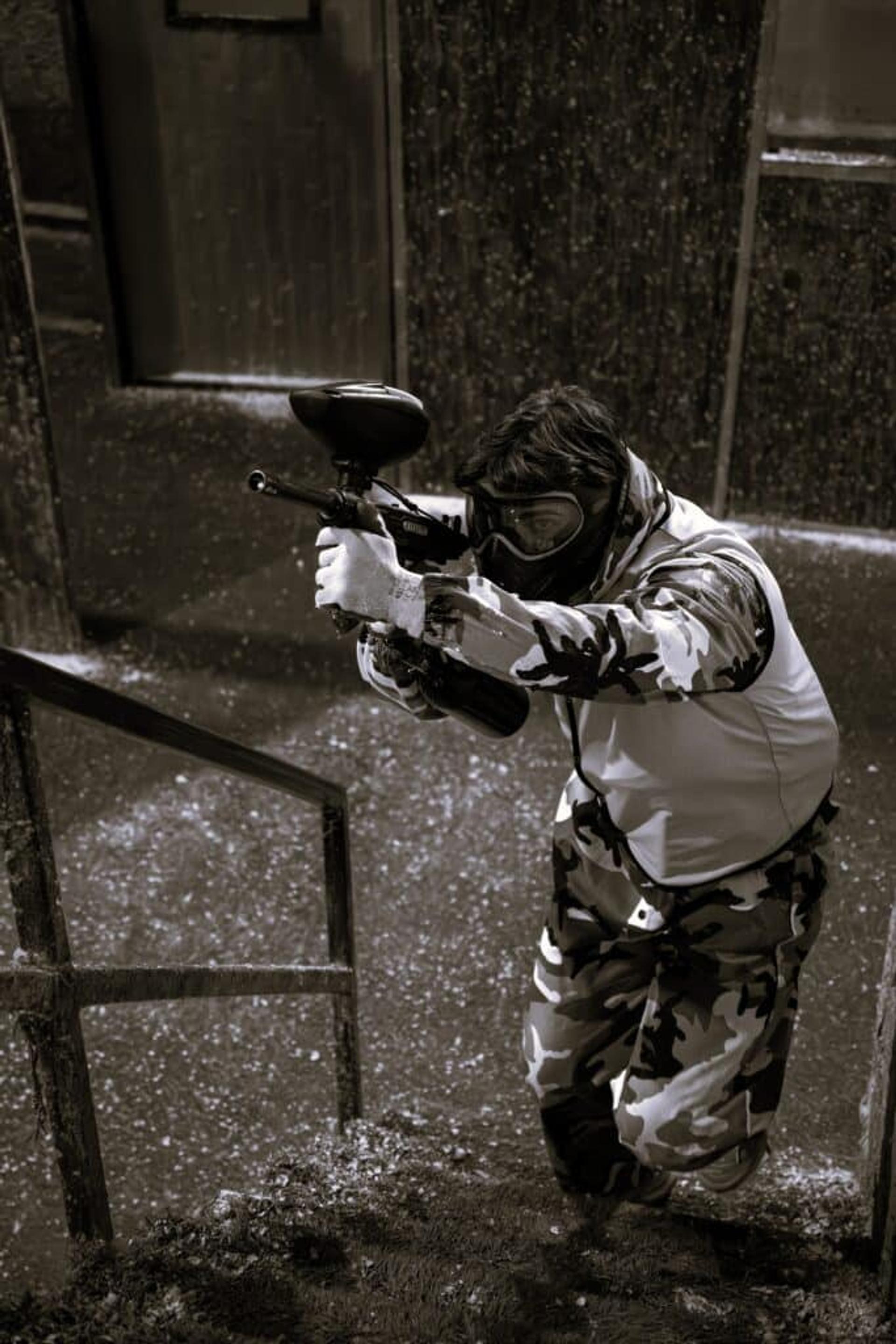 Paintball Arena Bern Indoor Spielfeld bei jedem Wetter