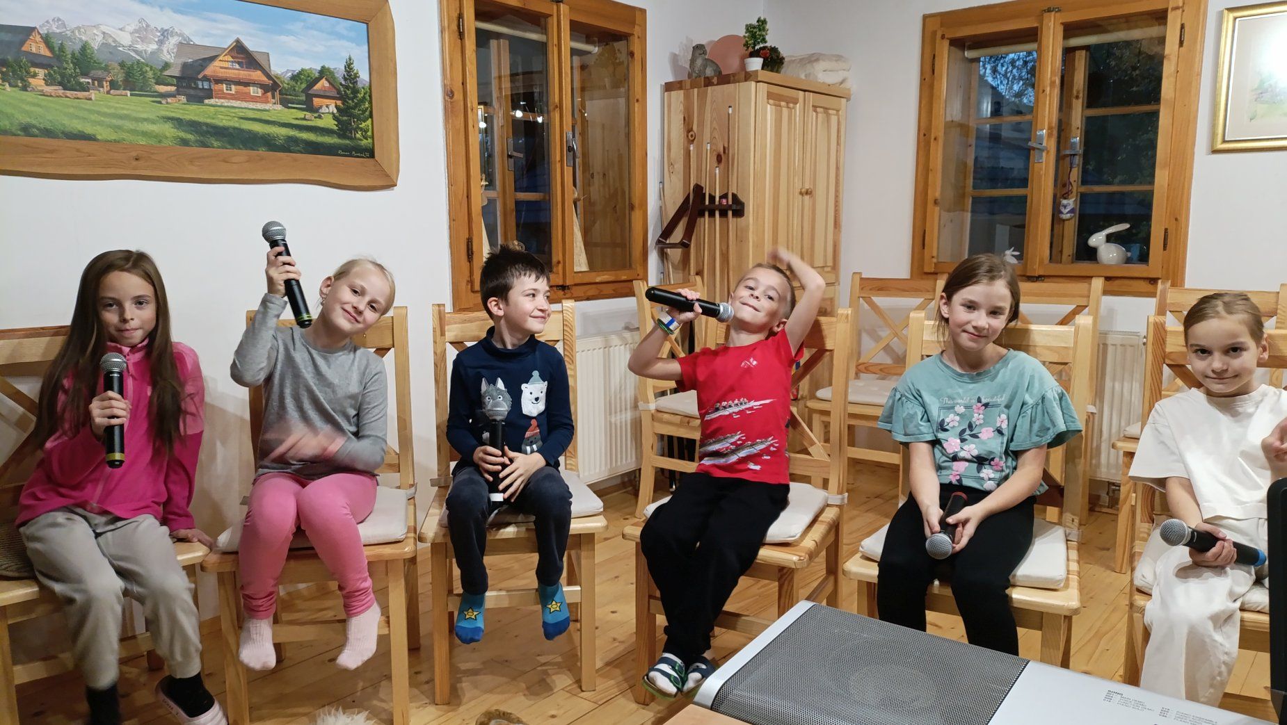 Sústredenie speváckeho zboru Popradčatá  v Tatranskej Lomnici.