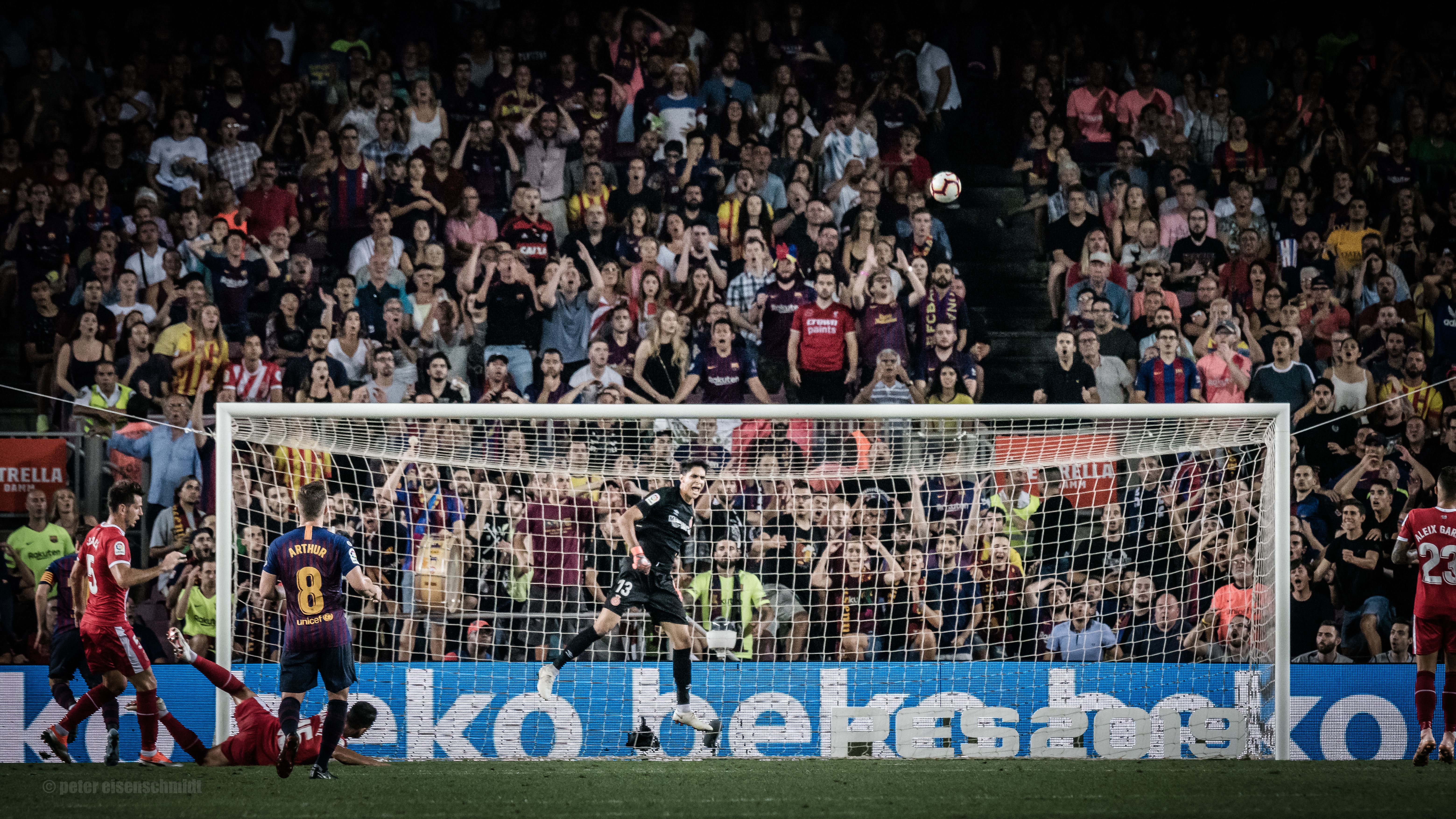 Keeper on the opposite side