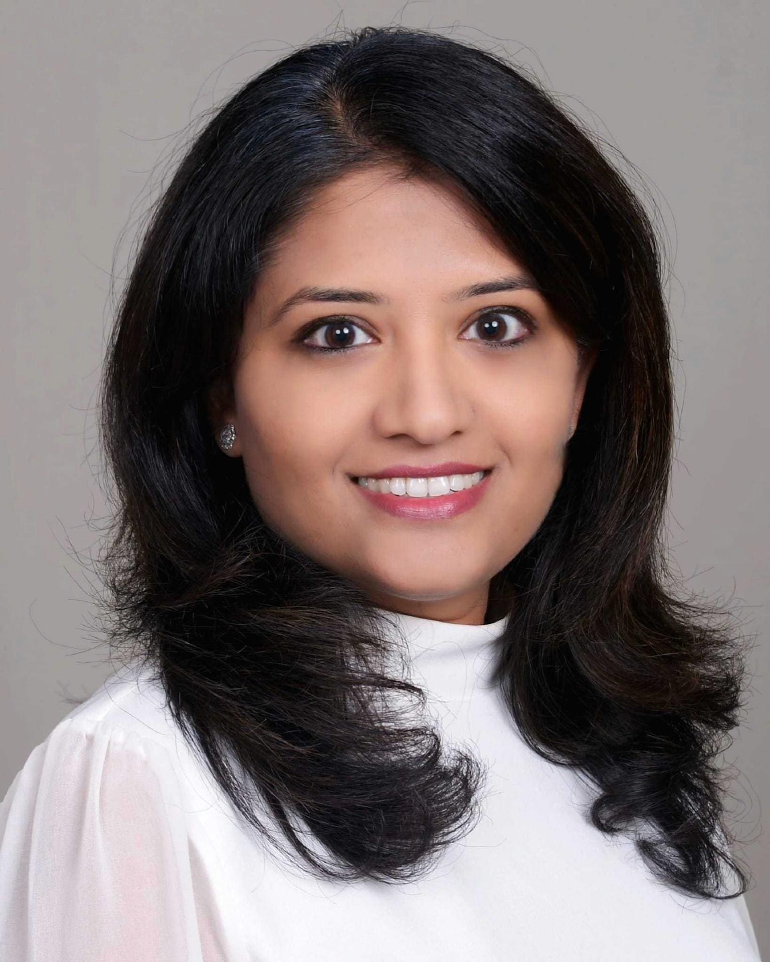 Hina Makandar, Director, Data Engineering and BI