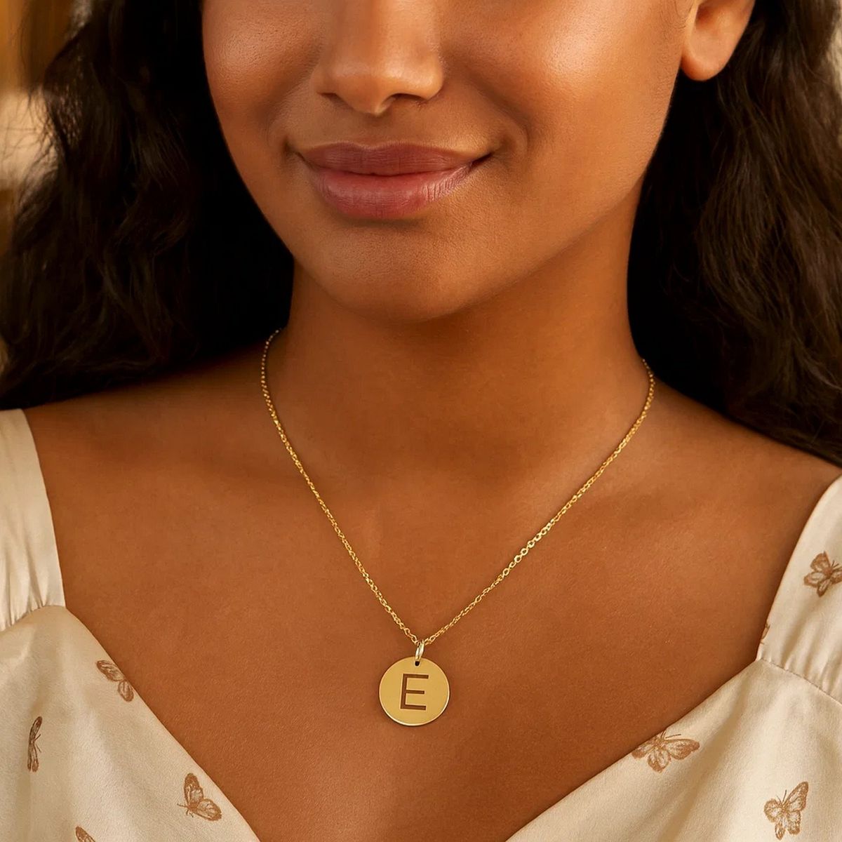 14K Yellow Gold Disc Initial E Pendant thumbnail 3