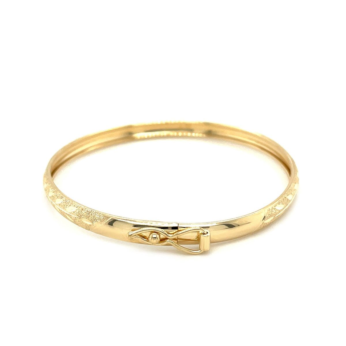 10k Yellow Gold Dome Childrens Diamond Cut Florentine Bangle (4.00 mm) thumbnail 3