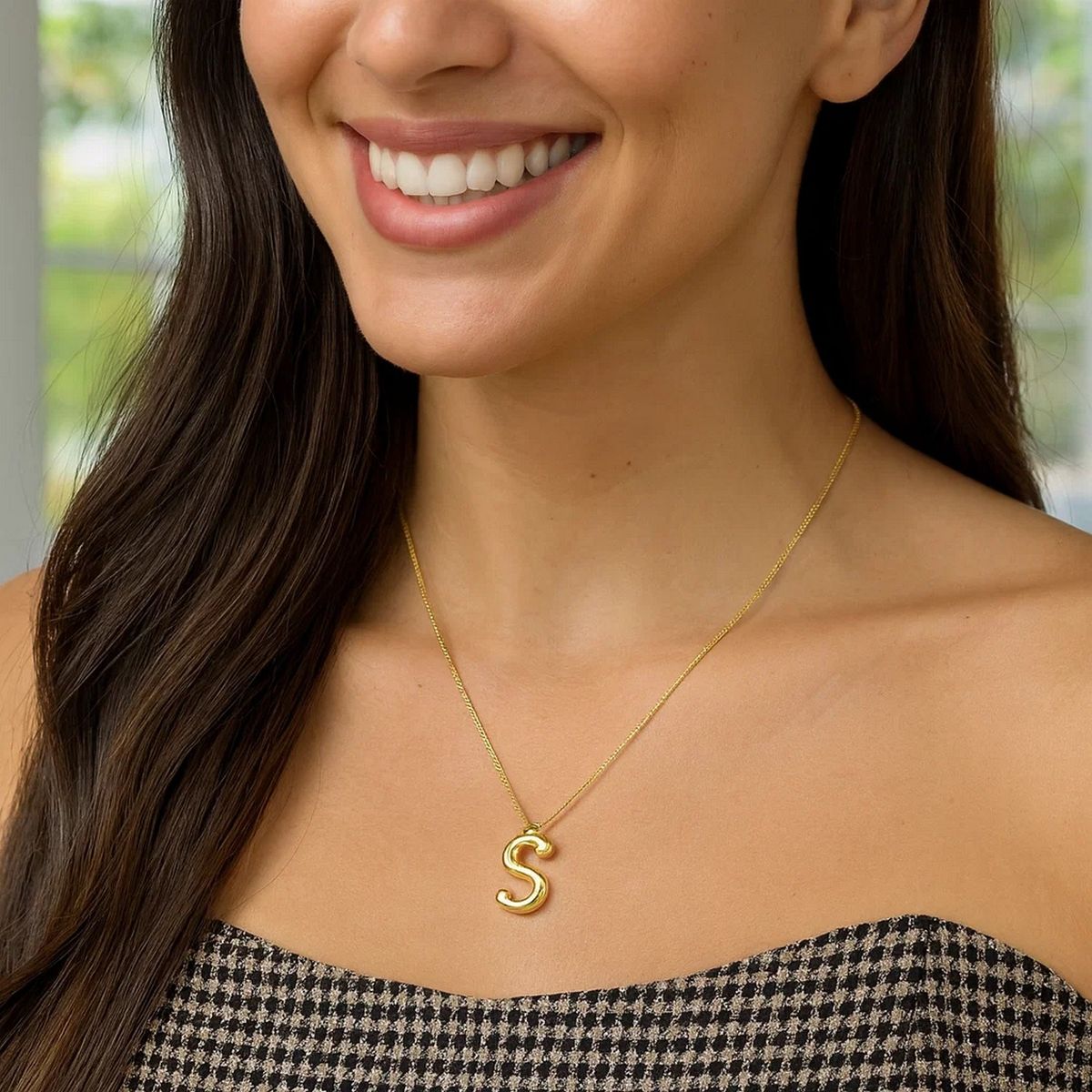 14K Yellow Gold Helium Initial S Pendant thumbnail 5