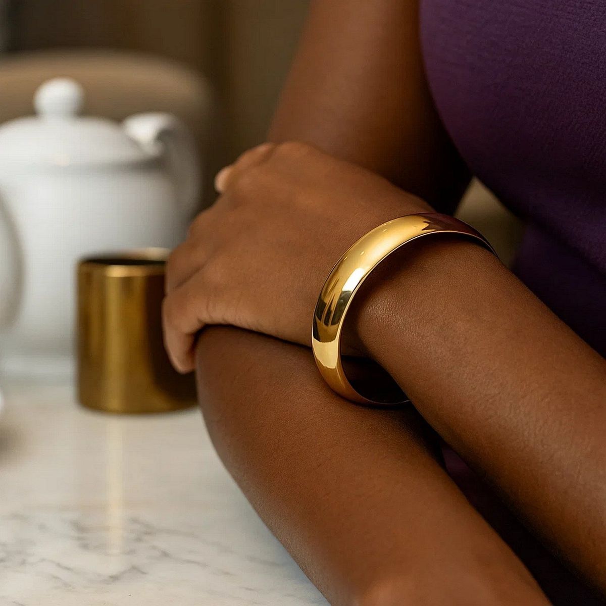Classic Bangle in 14k Yellow Gold (13.50 mm) thumbnail 2