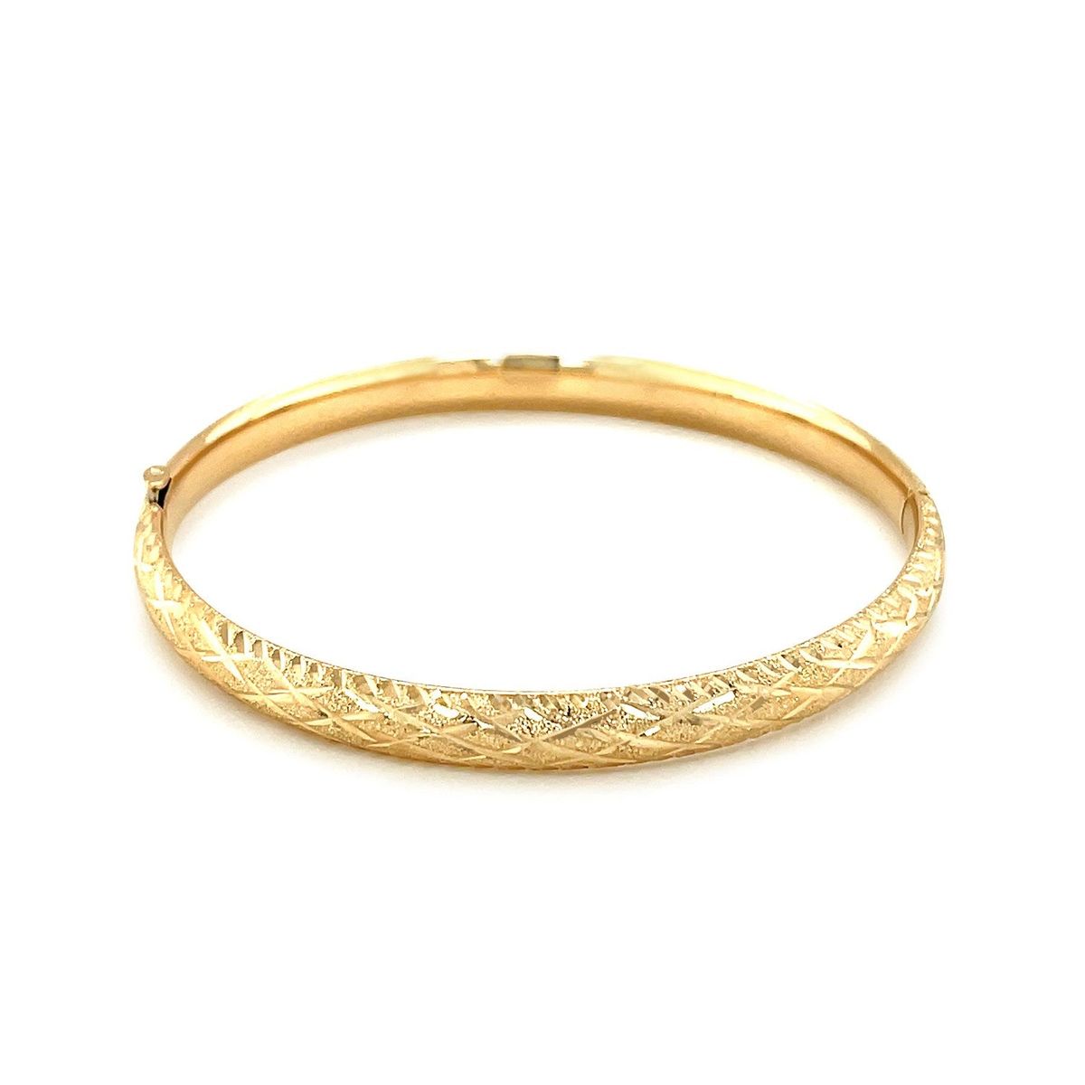 14k Yellow Gold Diamond Cut Design Dome Motif Childrens Bangle (5.50 mm) thumbnail 3