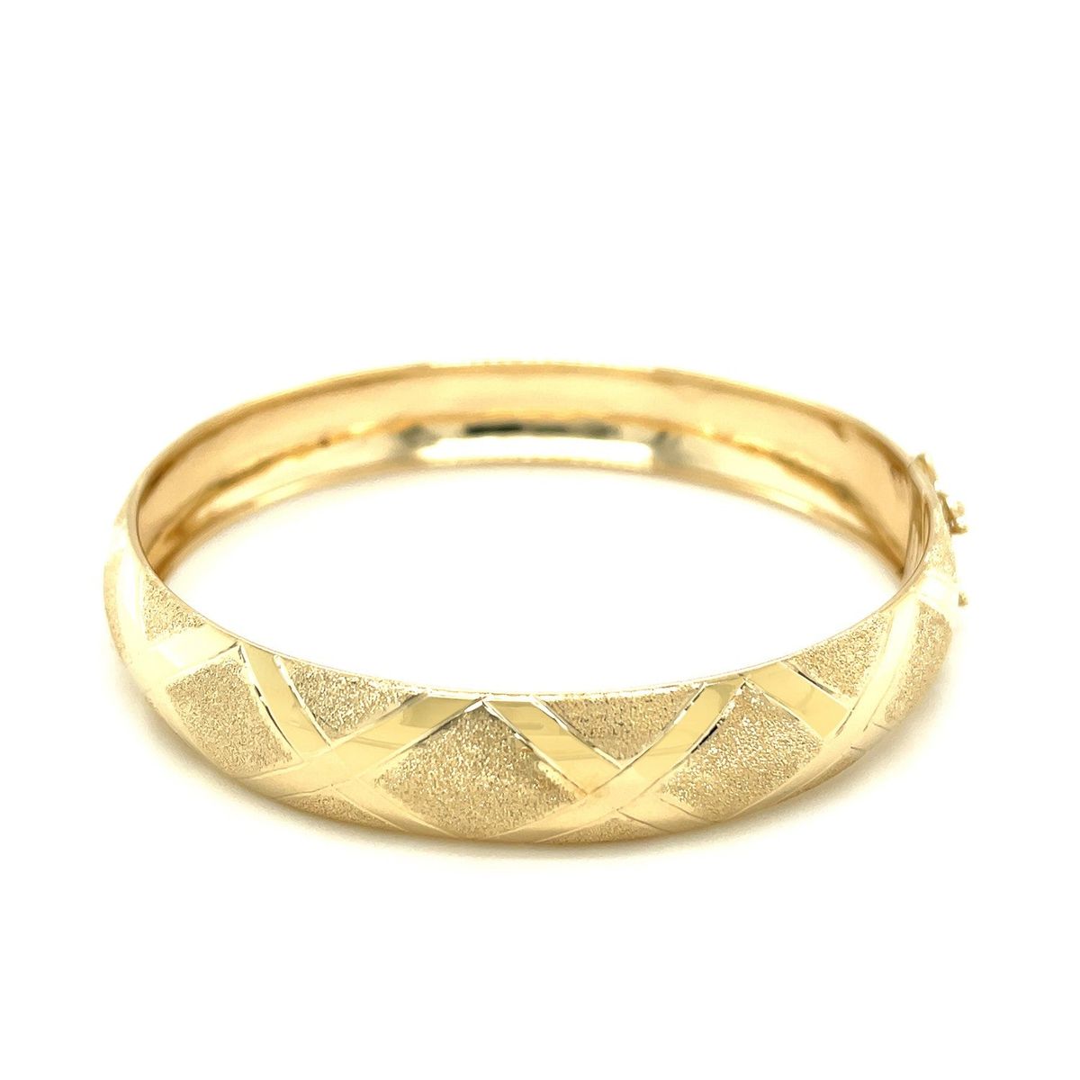 10k Yellow Gold Dual-Textured Diamond Pattern Bangle (12.00 mm) thumbnail 2
