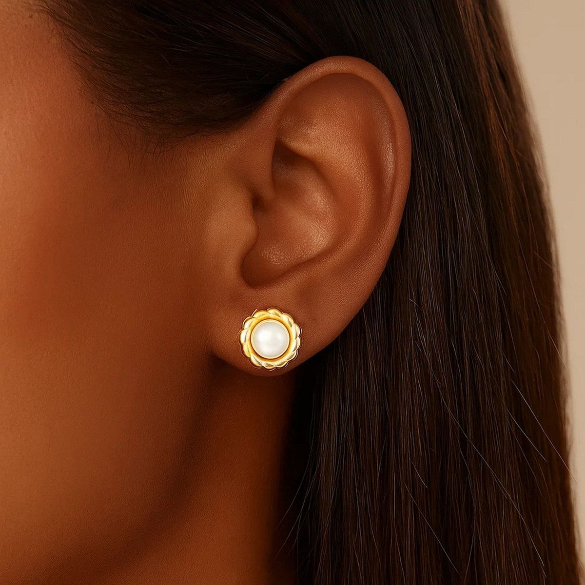 14k Yellow Gold Flower Stud Earrings with Pearls thumbnail 2