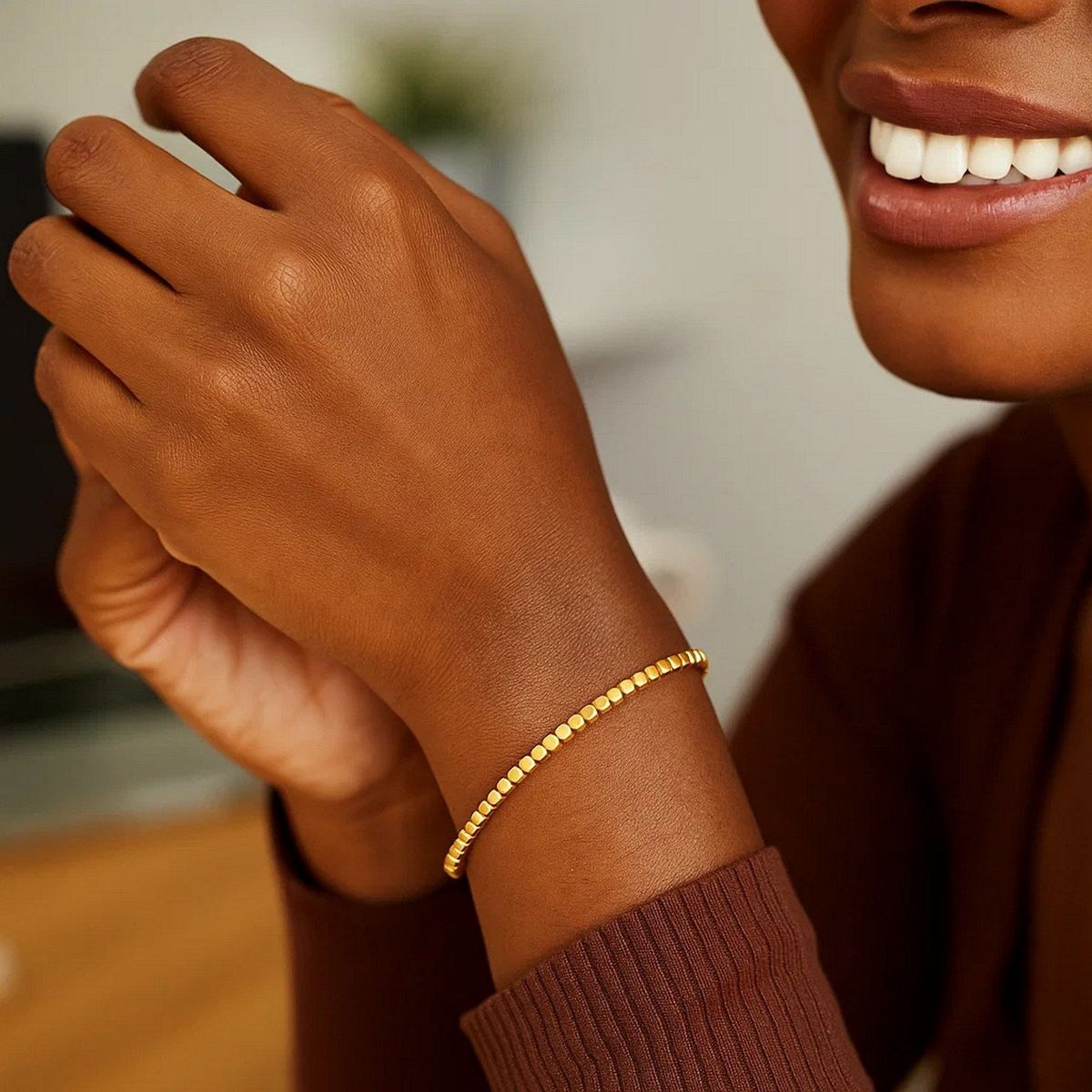 14k Yellow Gold High Polish Bead Cuff Bangle (2.40 mm) thumbnail 3