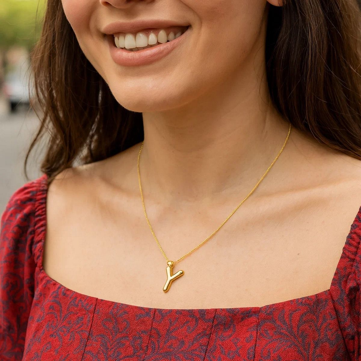 14K Yellow Gold Helium Initial Y Pendant thumbnail 4