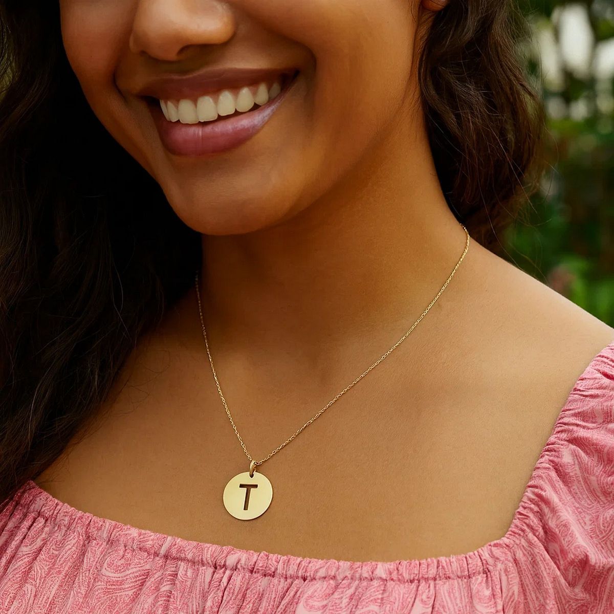 14K Yellow Gold Disc Initial T Pendant thumbnail 3