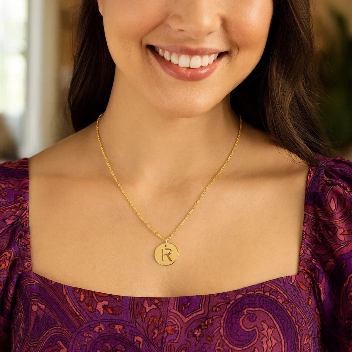 14K Yellow Gold Disc Initial R Pendant thumbnail 2