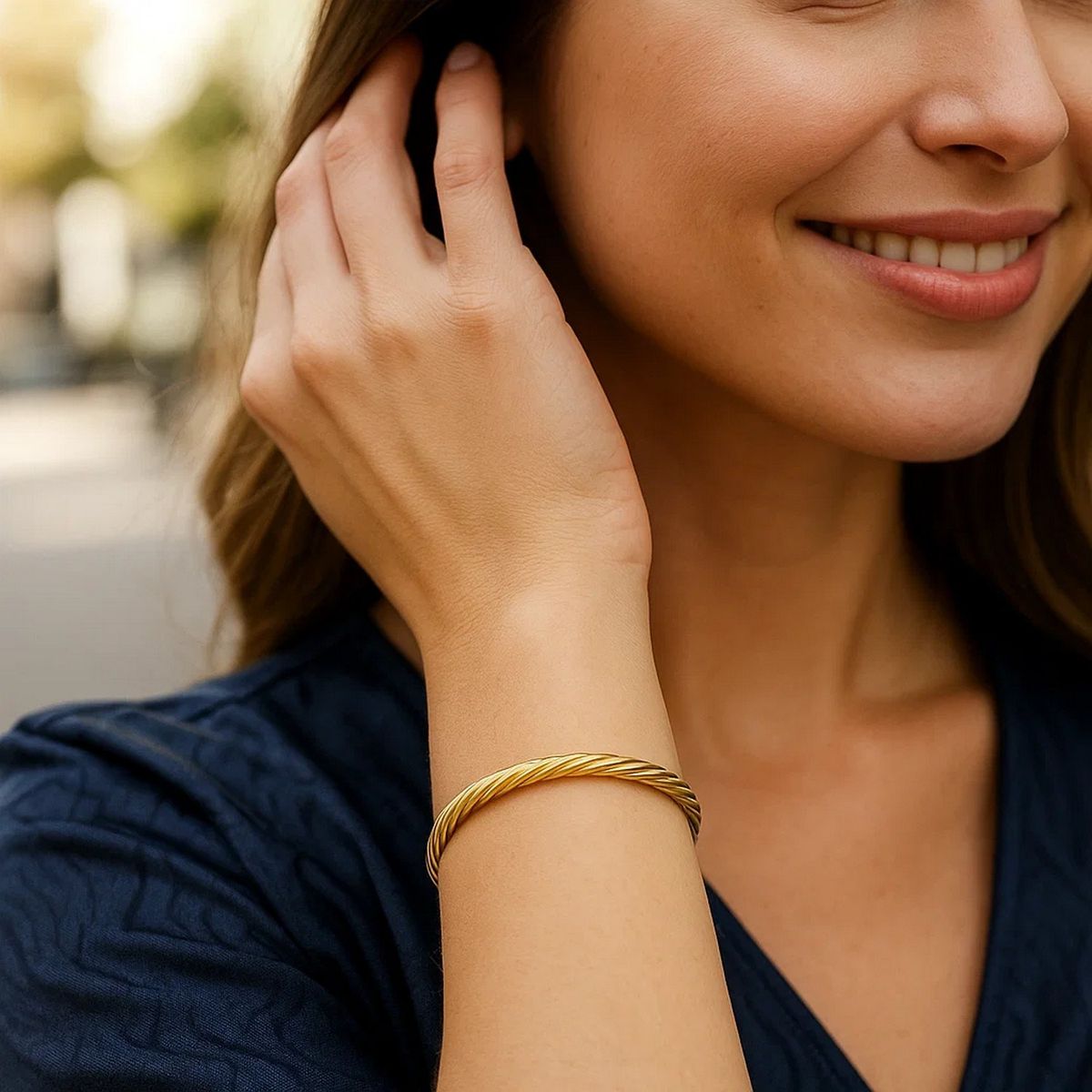14k Yellow Gold Twist Bangle (5.30 mm) thumbnail 4