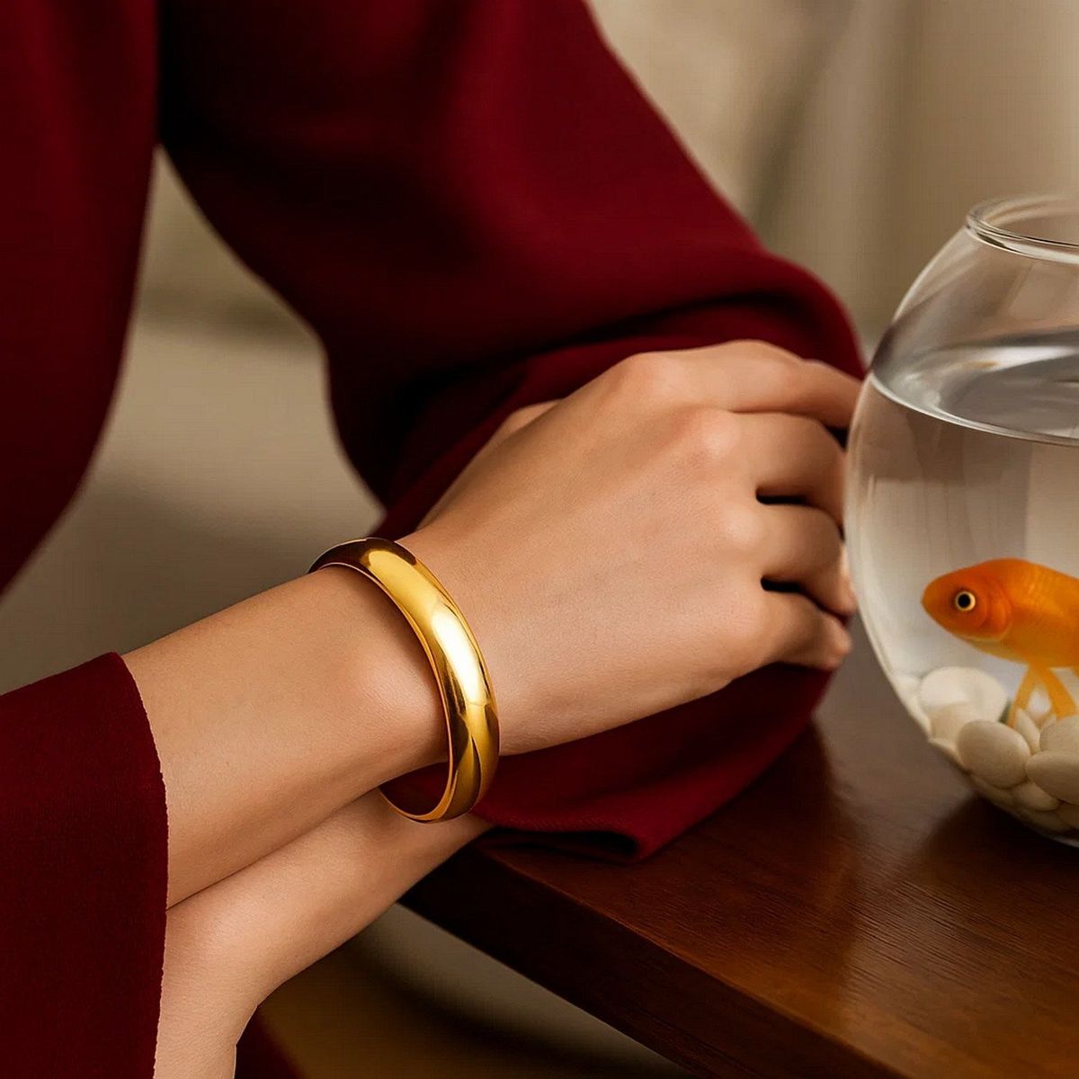 Classic Bangle in 14k Yellow Gold (13.50 mm) thumbnail 5