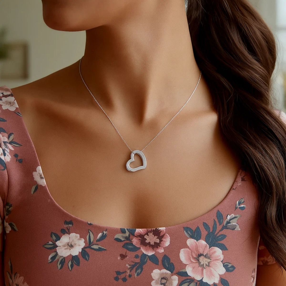14k White Gold Heart Pendant thumbnail 2