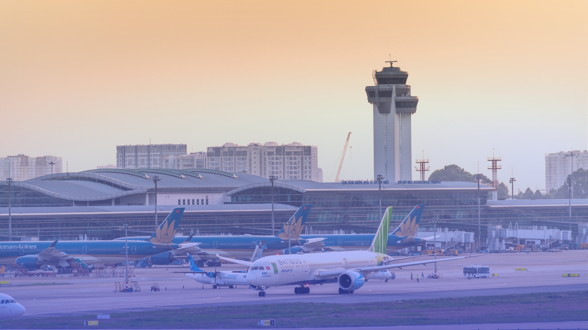 From Guesswork to Ground Truth: The Case for Job Benchmarking in Airports