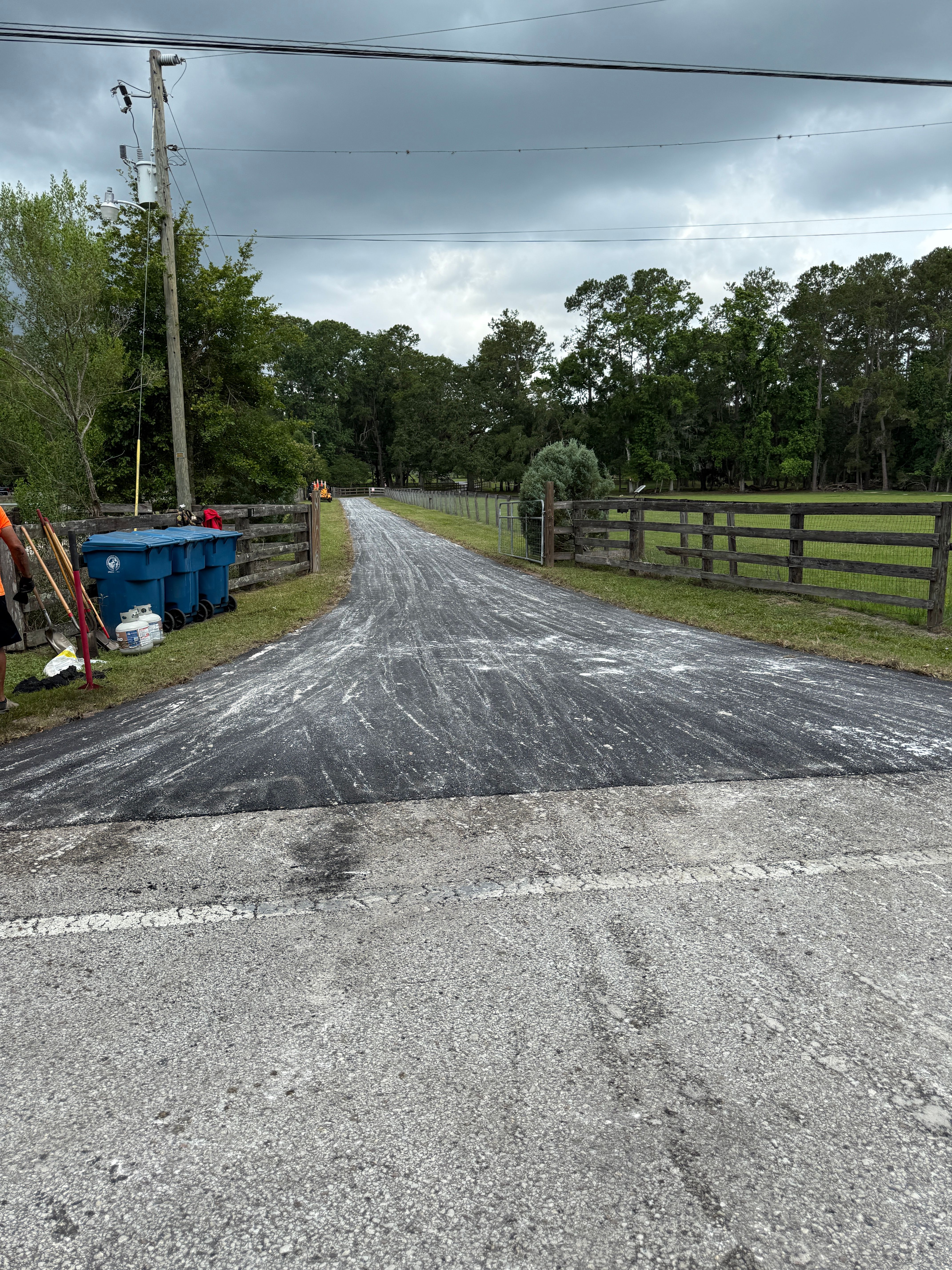 Private Drive Asphalt Millings Installation project photo 1