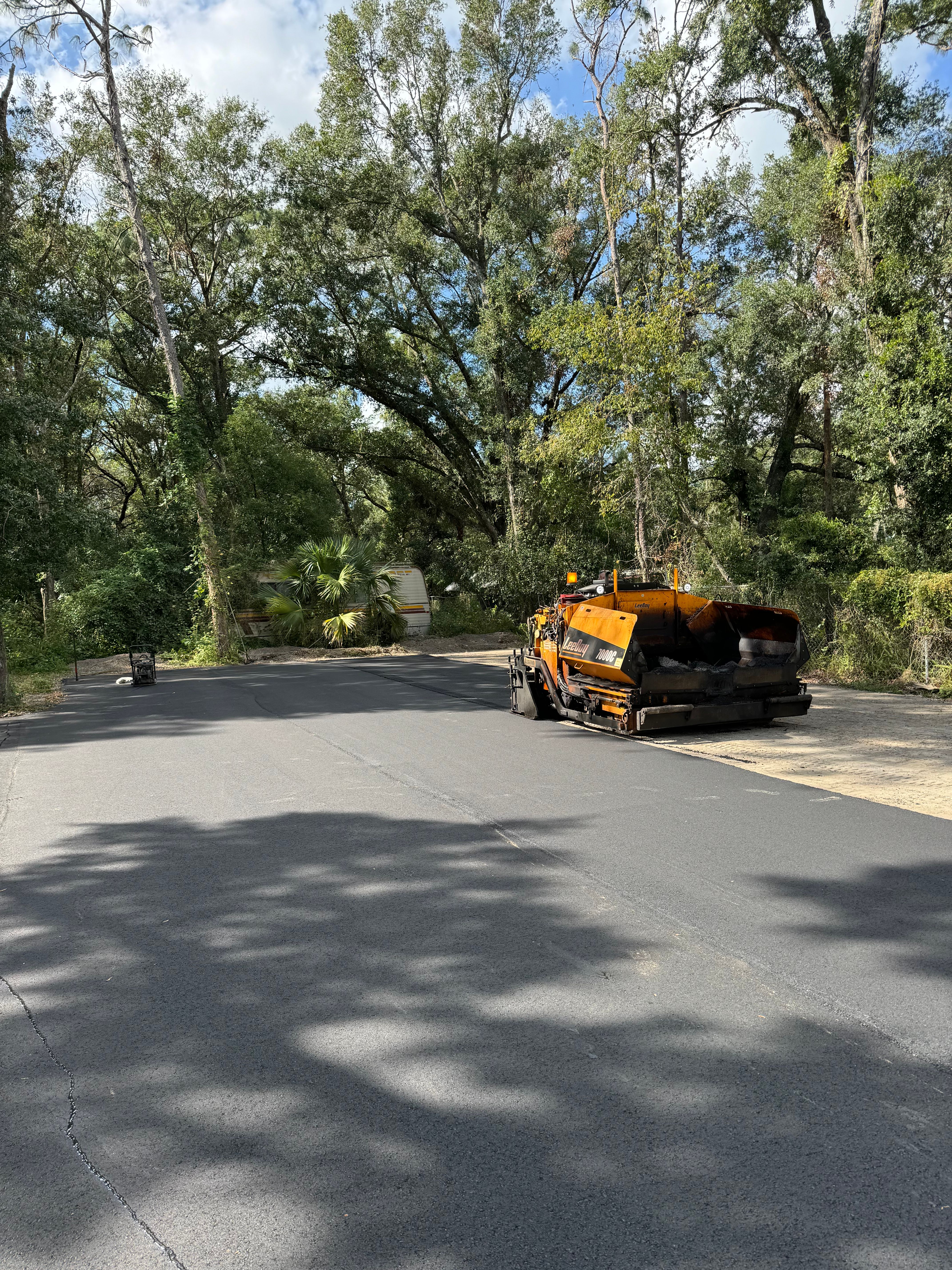 Street or private-road maintenance, asphalt repair and paving — view 3
