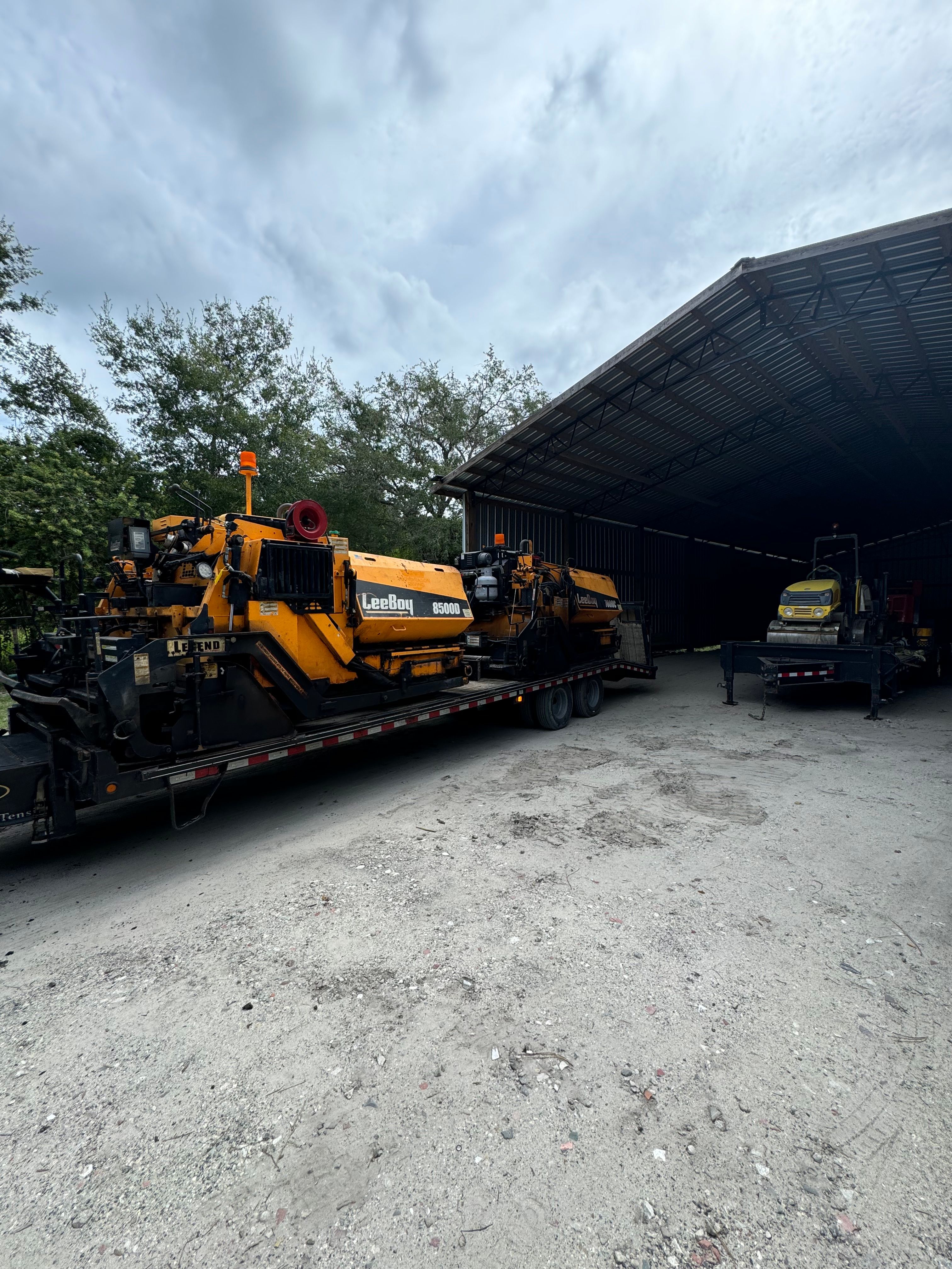 Street or private-road maintenance, asphalt repair and paving — view 1