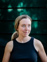Ruth van Beek. Portrait by Shinji Otani.