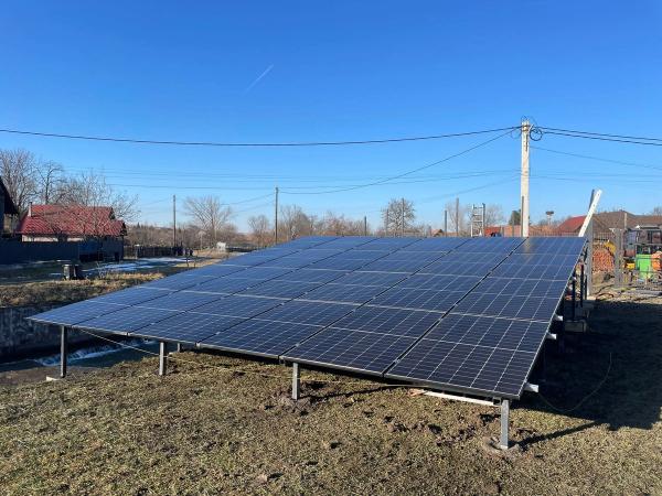 Sistem fotovoltaic complet de 20 kW cu montaj la sol în județul Sălaj