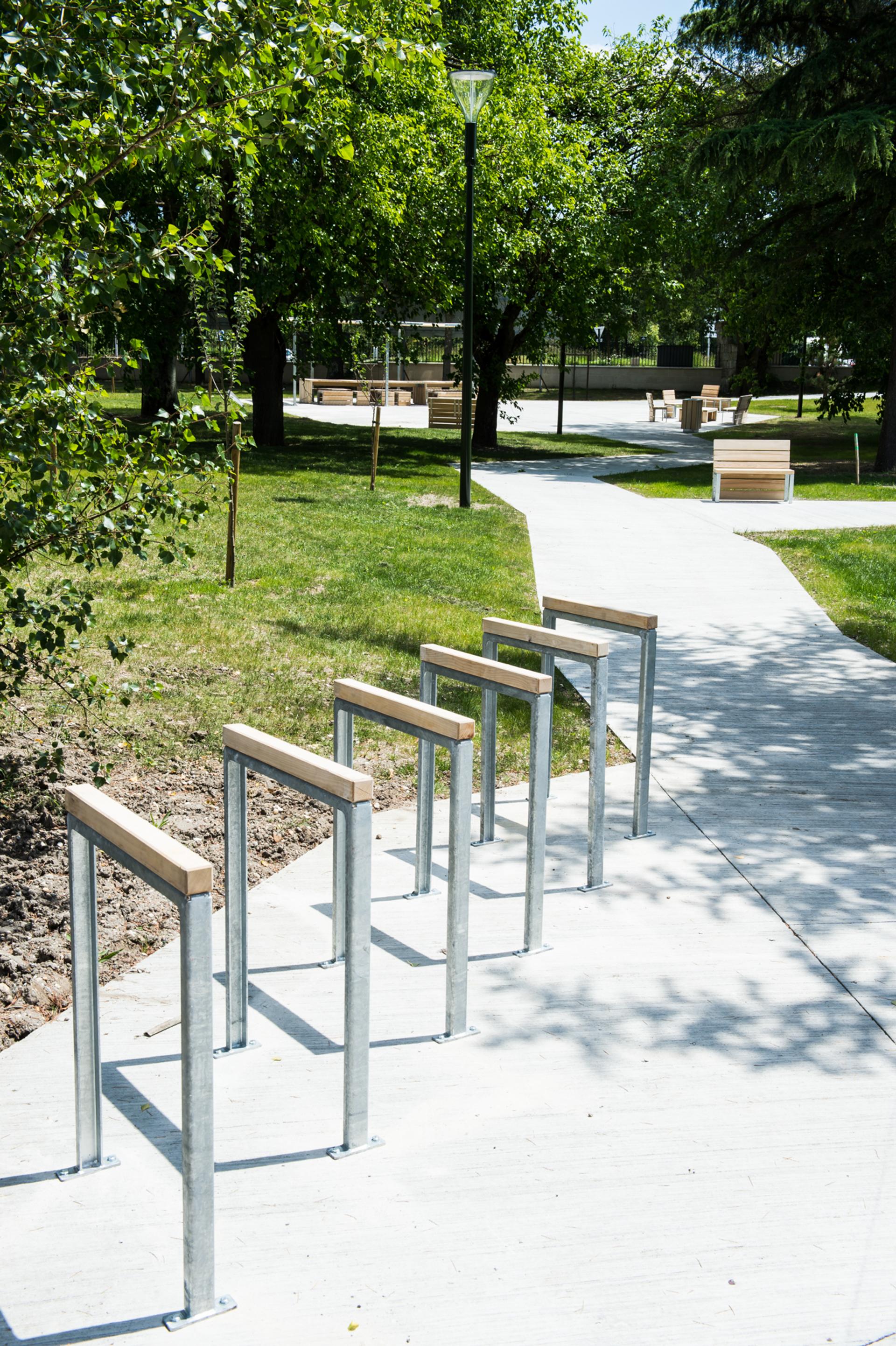 mobilier urbain