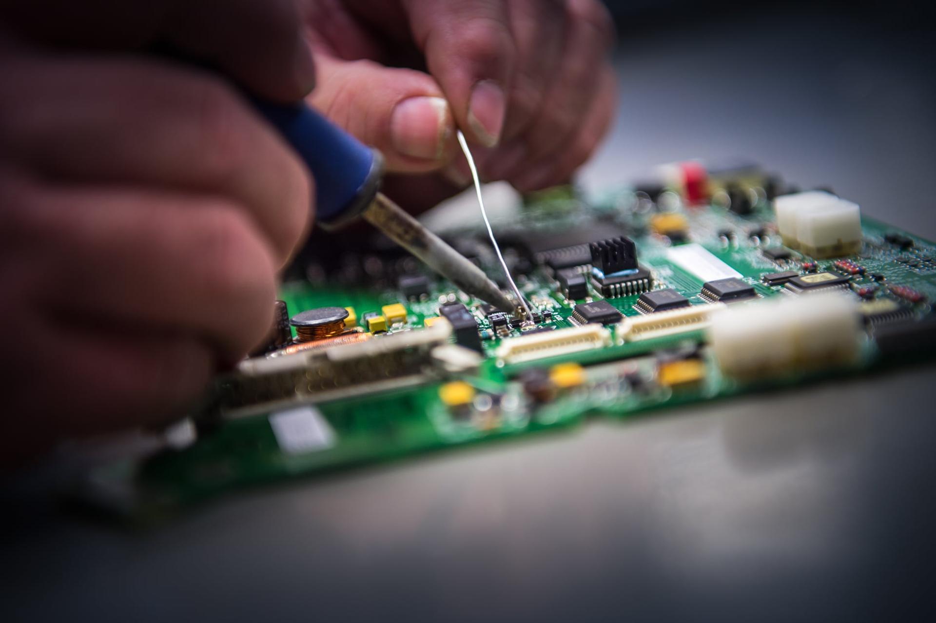 électronique pour informatique