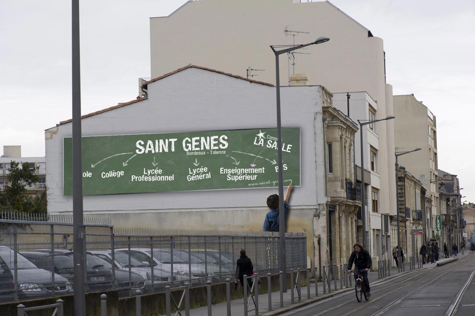 Établissements scolaires Saint-Genès : grand panneau d'affichage extérieur