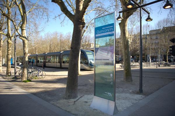 KEOLIS Bordeaux Métropole : signalétique TRAM