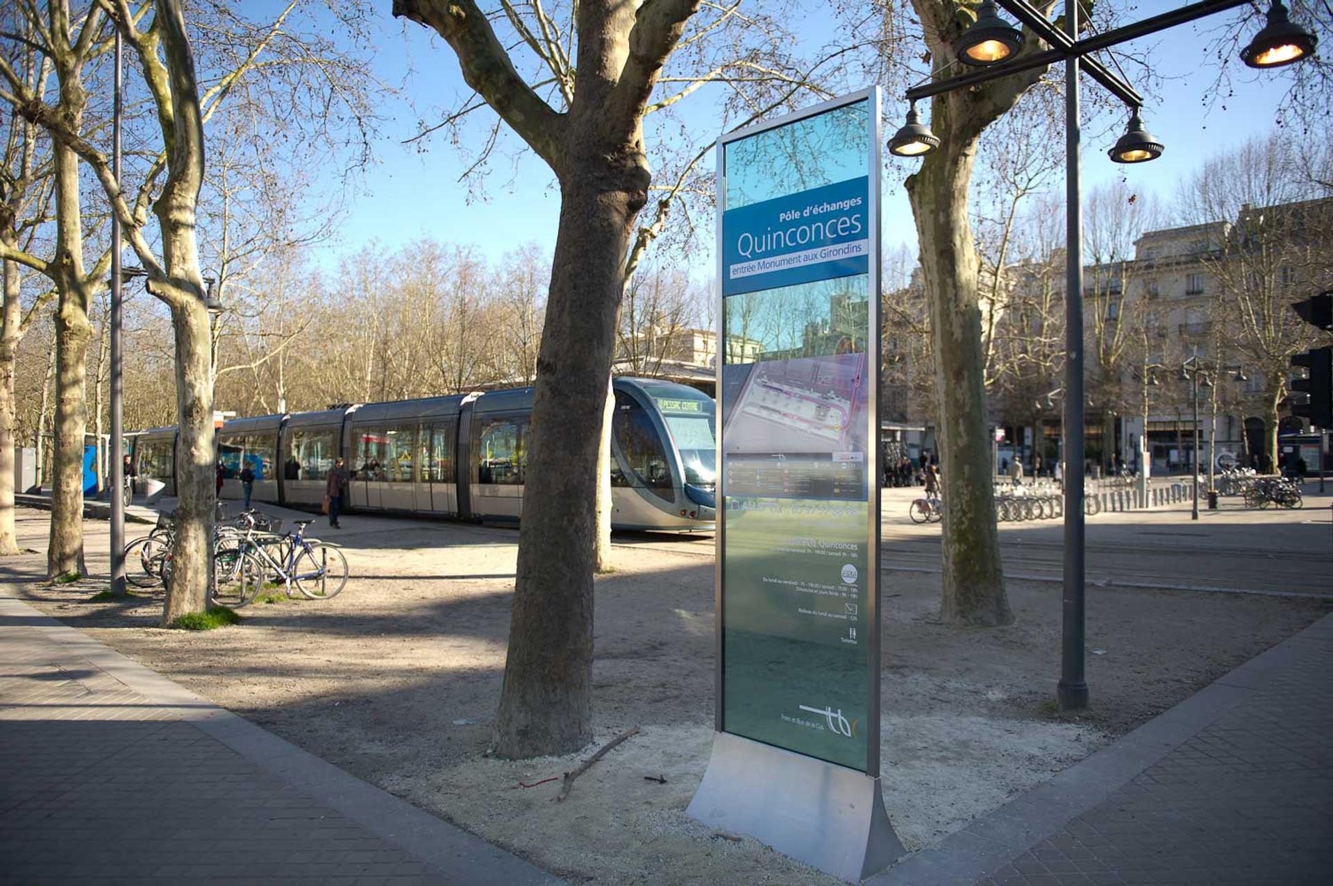 signalétique Bordeaux Quinconces