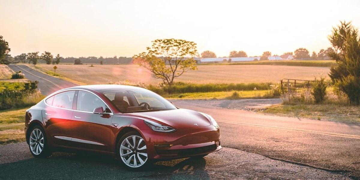 Tesla-Modelle müssen als Firmenwagen mit 0,5% versteuert werden.