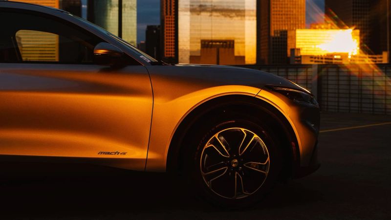 Elektroauto-Firmenwagen: Alles, was Sie über das E-Auto als Dienstwagen wissen müssen