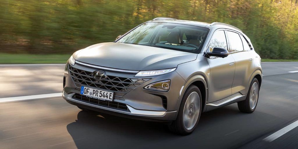 Als Wasserstofffahrzeug eignet sich der Hyundai Nexo besonders für Langstreckenfahrten im Dienstwagen