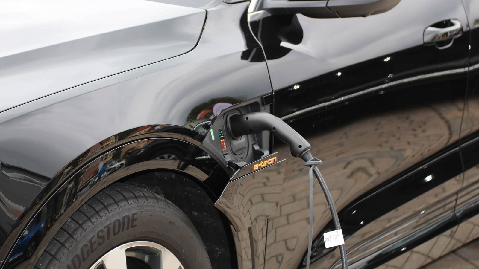 Elektro-Firmenwagen: Alles, was Sie zu den Stromkosten wissen müssen