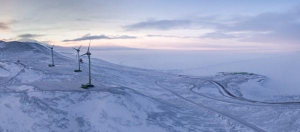 The windfarm on Crater Hill with Scott Base below – Photo by Anthony Powell © Antarctica New Zealand Pictorial Collection
