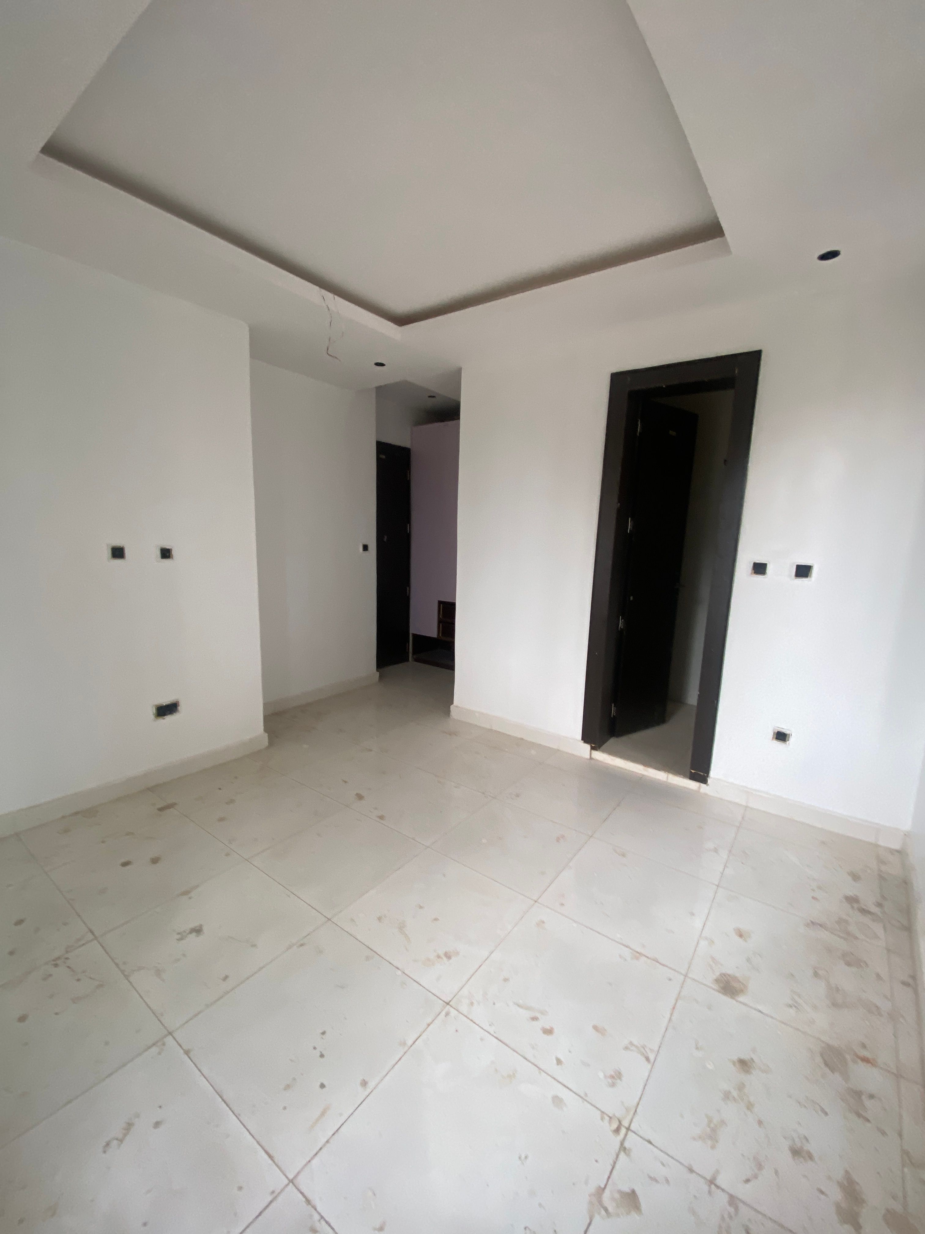 5-BEDROOM DUPLEX thumbnail 2